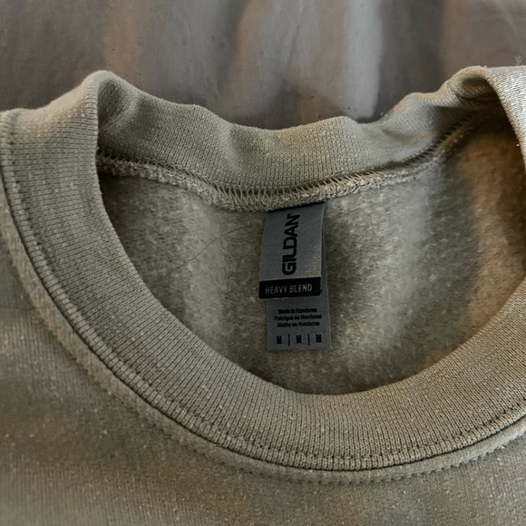 KC sweatshirt from Etsy - Picture 5 of 5